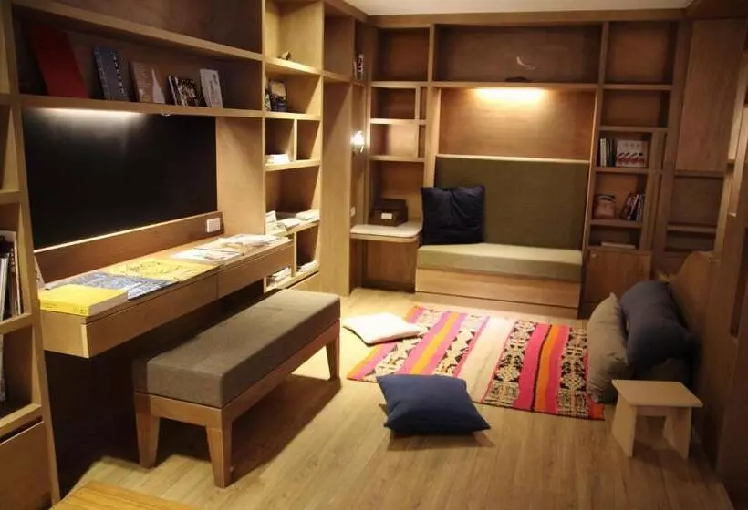 ベッドアンドブレックファースト Ho̍k House