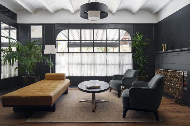 Хостел La França Travellers Adults Only