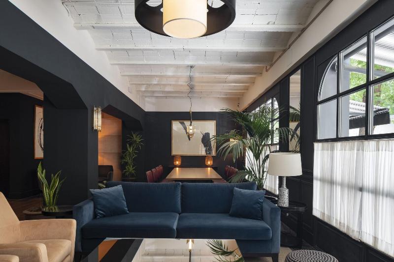 Хостел La França Travellers Adults Only