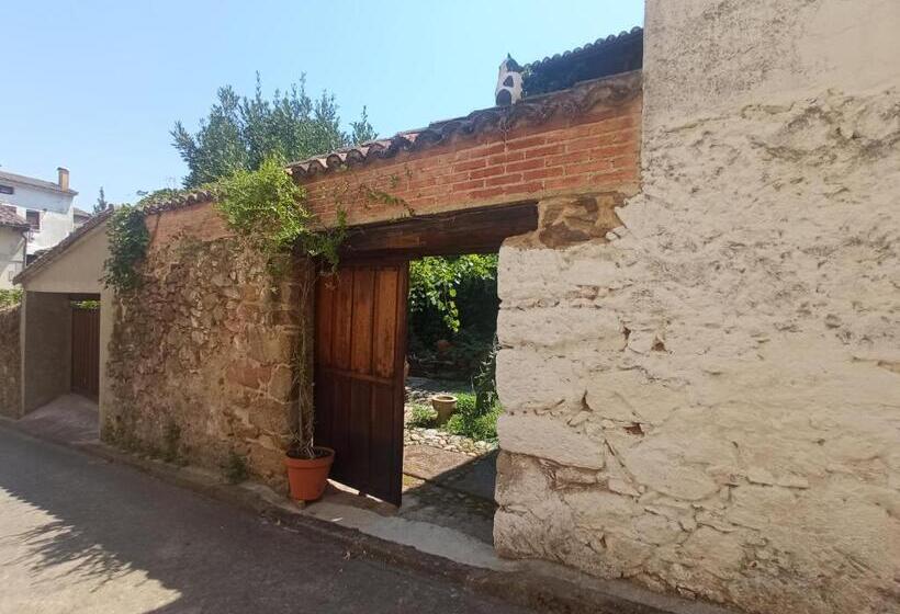 مسافرخانه La Solana, Alojamiento Y Alfarería