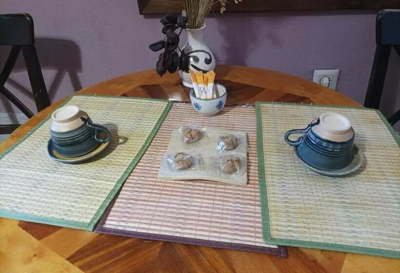 Hostelli La Solana, Alojamiento Y Alfarería