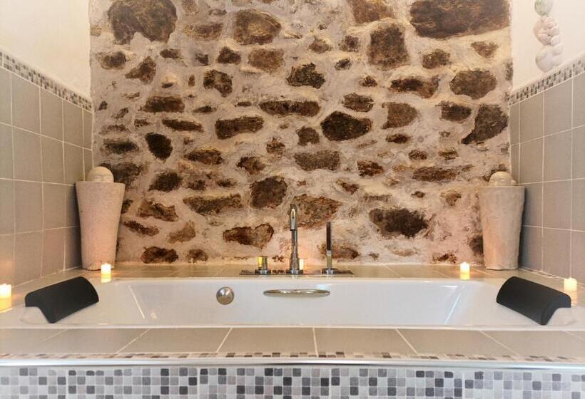 مسافرخانه La Solana, Alojamiento Y Alfarería