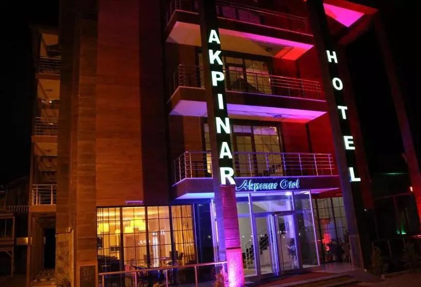 ホテル Akpinar