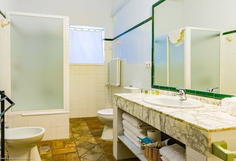 هتل Cortijo El Indiviso