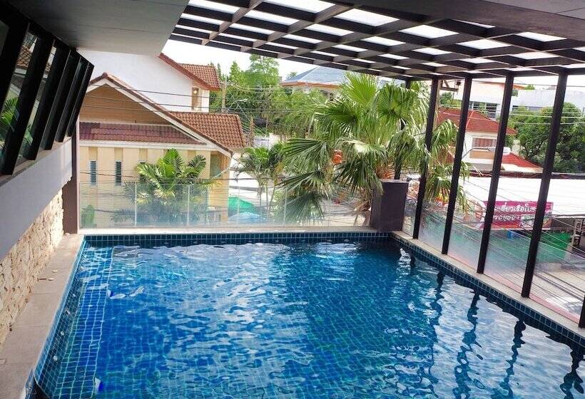 בית מלון כפרי Max Pavillage Bangkok