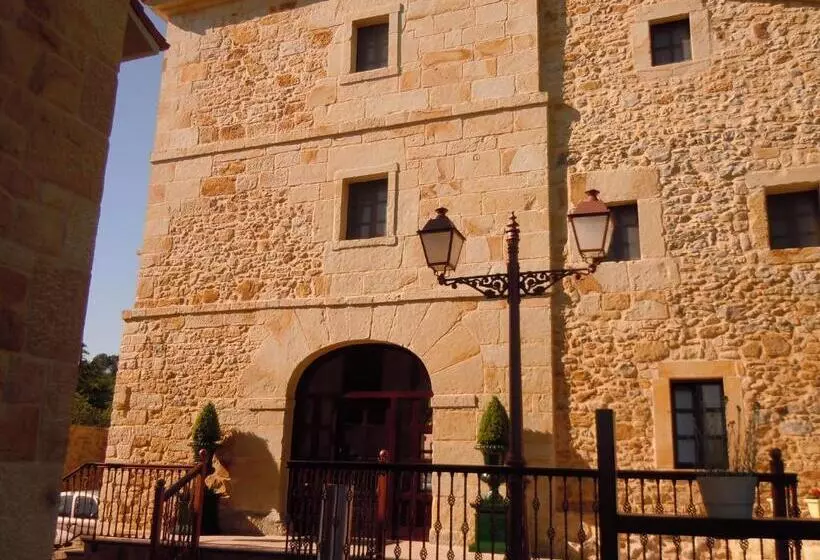 Hotelli Posada La Torre De Los Isla & Spa