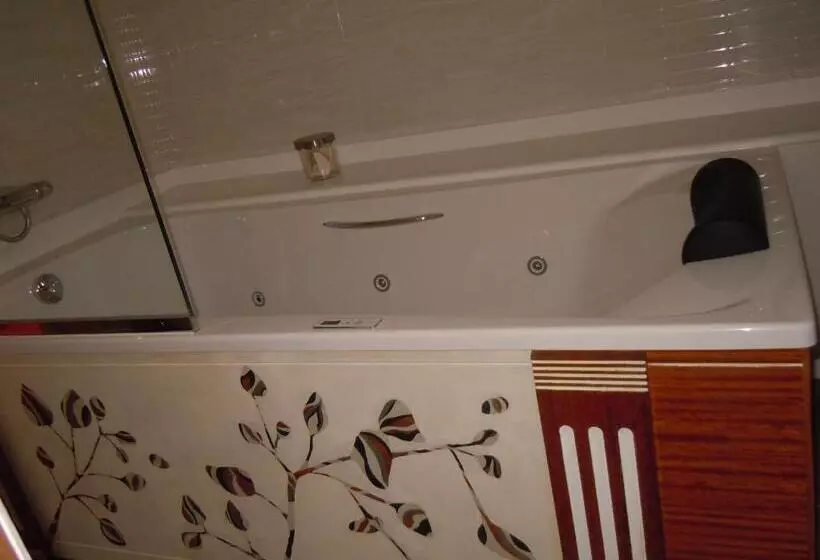 Hotelli Posada La Torre De Los Isla & Spa