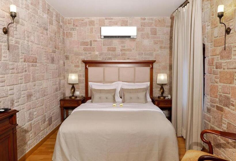 בית מלון כפרי Yundantik Cunda Konaklari