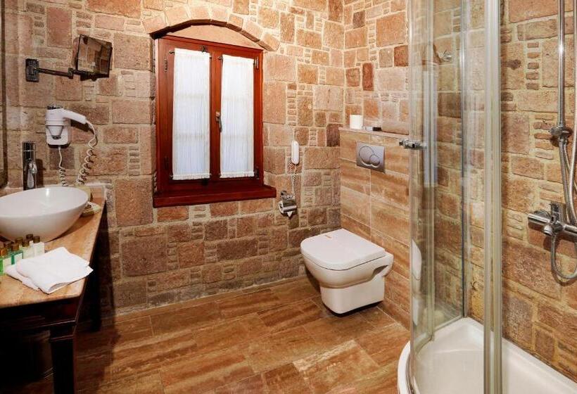 בית מלון כפרי Yundantik Cunda Konaklari