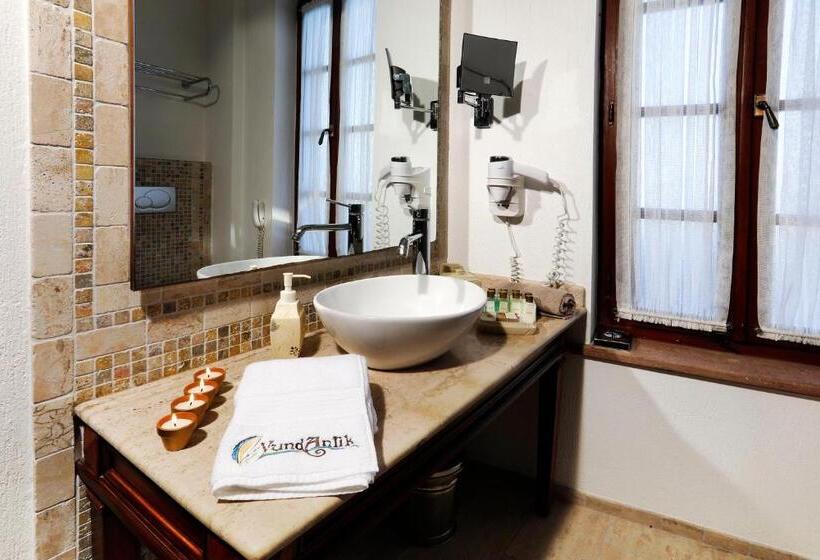 בית מלון כפרי Yundantik Cunda Konaklari