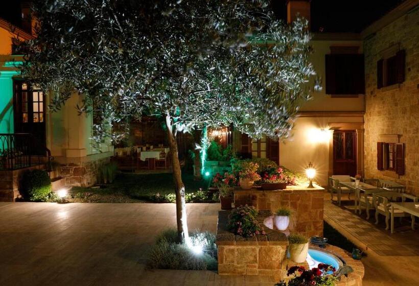 בית מלון כפרי Yundantik Cunda Konaklari