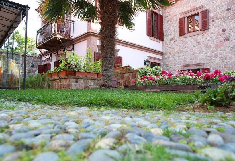 בית מלון כפרי Yundantik Cunda Konaklari