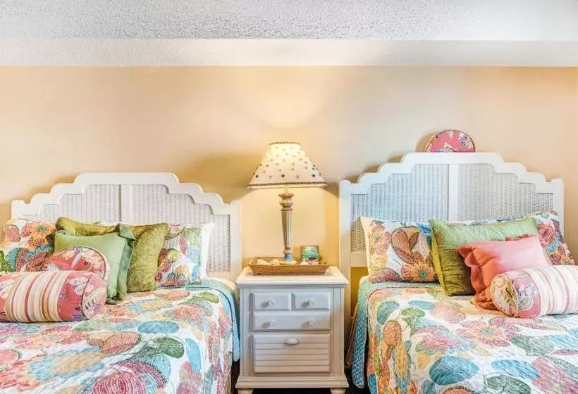 Phoenix East Ii 2031 By Meyer Vacation Rentals