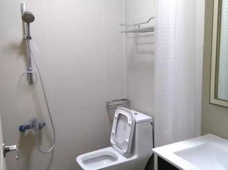 تختخواب و صبحانه Dancedoll House