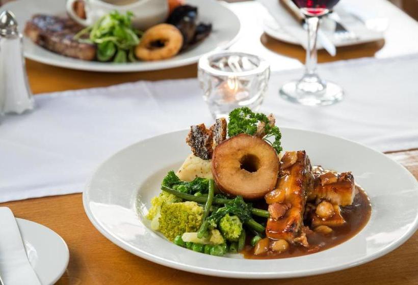 Hostal Keswick Lake Road Apartments