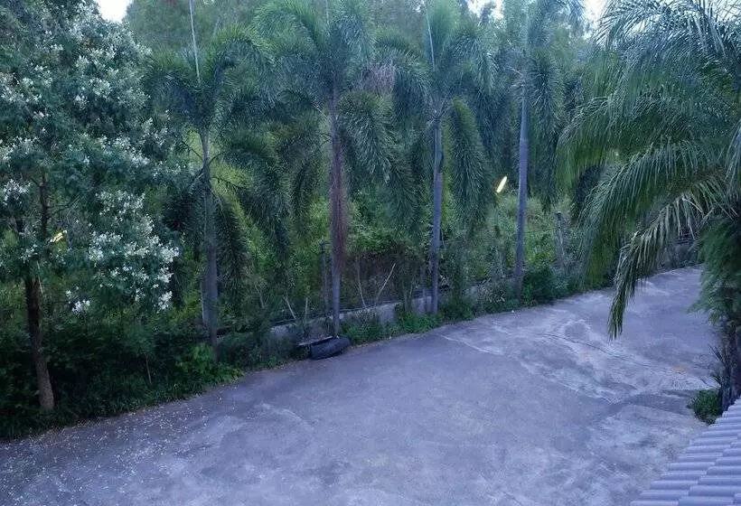 ホテル Ban Medsai Resort