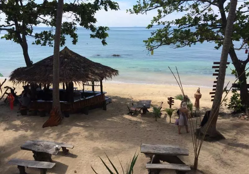 Hotelli Golden Pearl Beach Resort