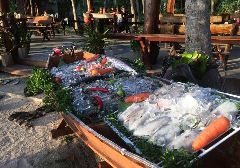 Hotel Golden Pearl Beach Resort