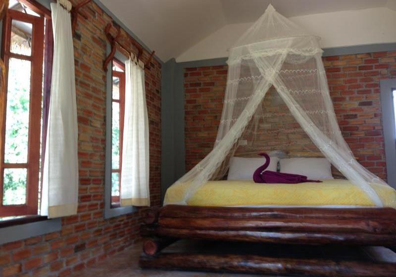 Hotel Golden Pearl Beach Resort