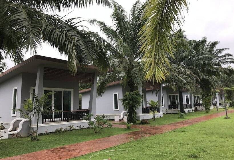 هتل Khaolak Mountain View