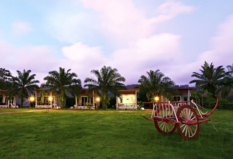 هتل Khaolak Mountain View