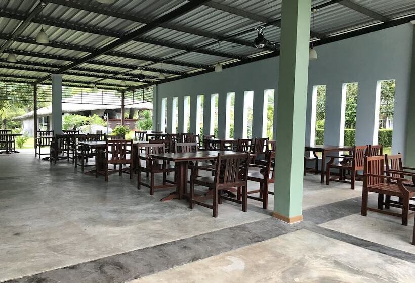 هتل Khaolak Mountain View