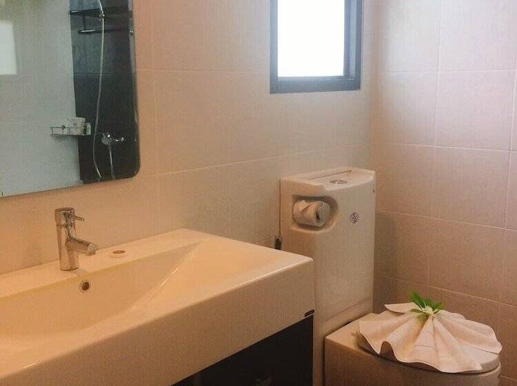 هتل Khaolak Mountain View