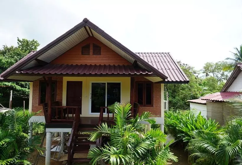 ホテル Mookdamun Bungalows