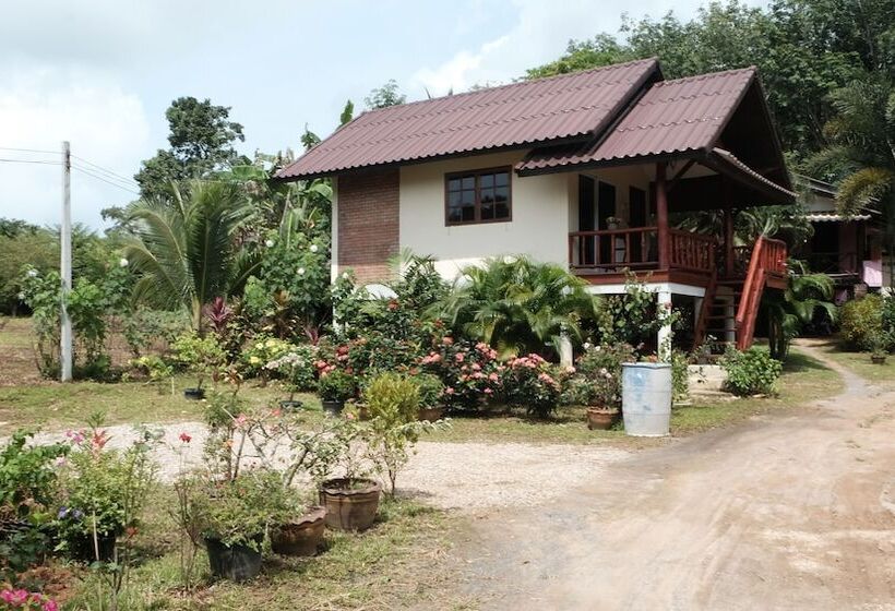 Hotelli Mookdamun Bungalows
