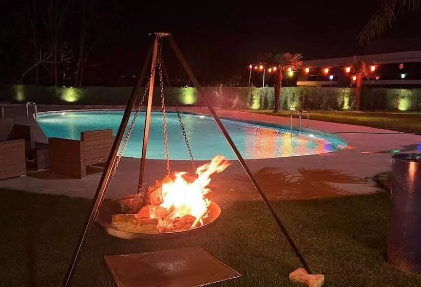 Hotelli Mox