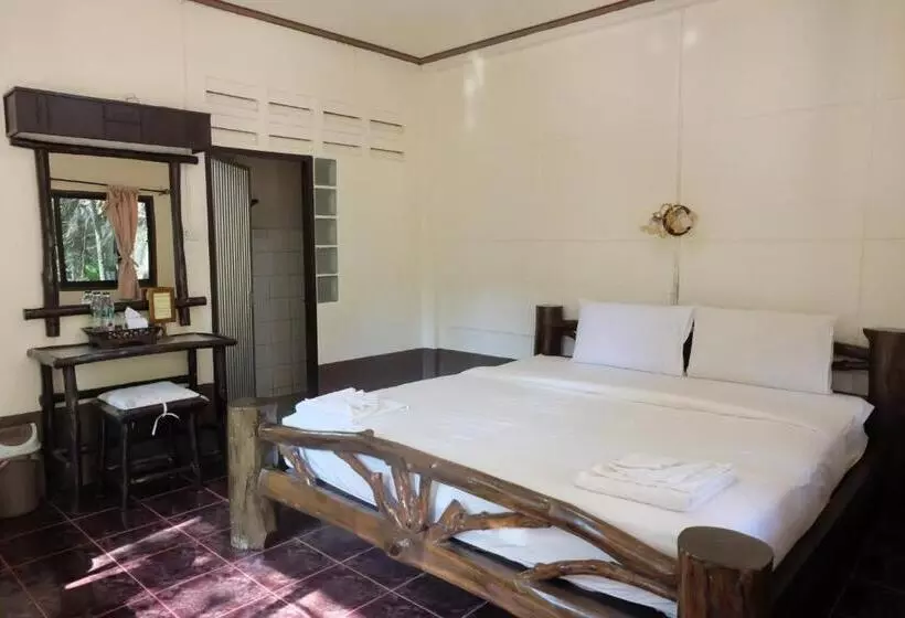 ホテル Pakmeng Resort