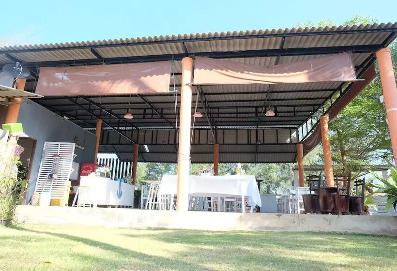 Hotelli Pranburi Delight Resort