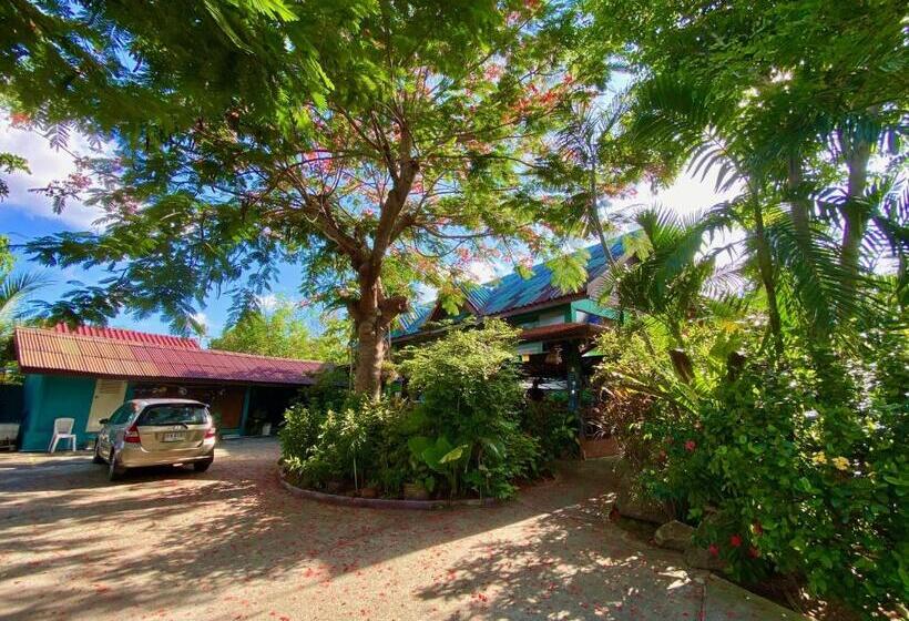 هتل Shanti Lodge Phuket