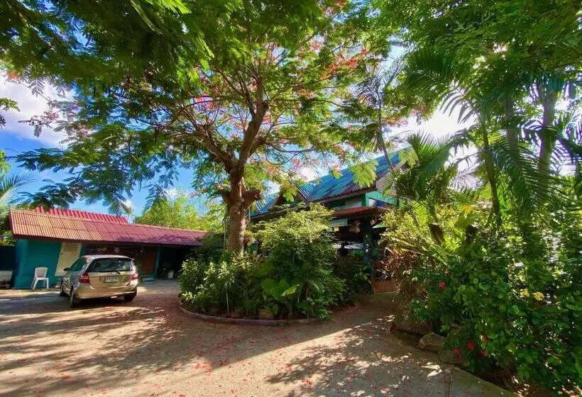 هتل Shanti Lodge Phuket