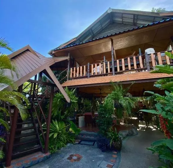هتل Shanti Lodge Phuket