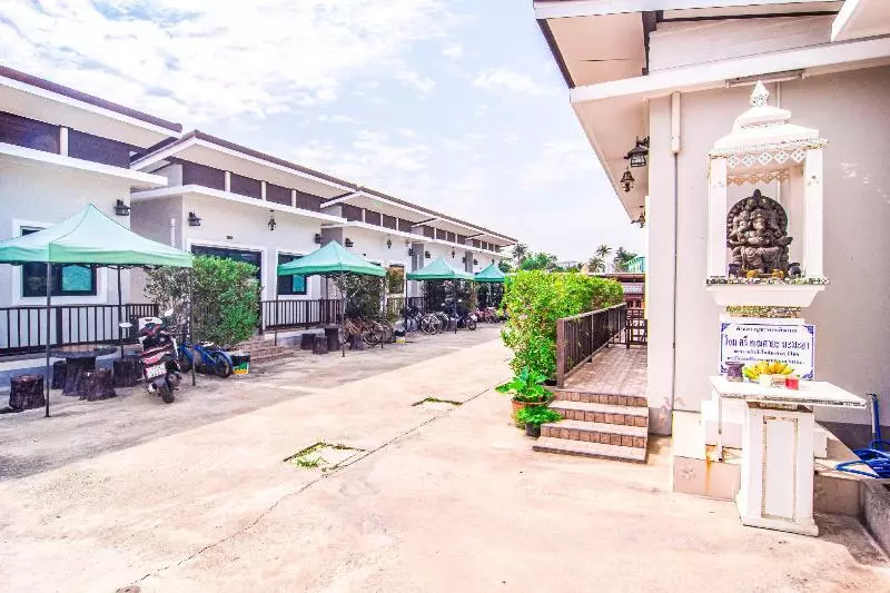 Hotelli Thongsuk Mini Resort