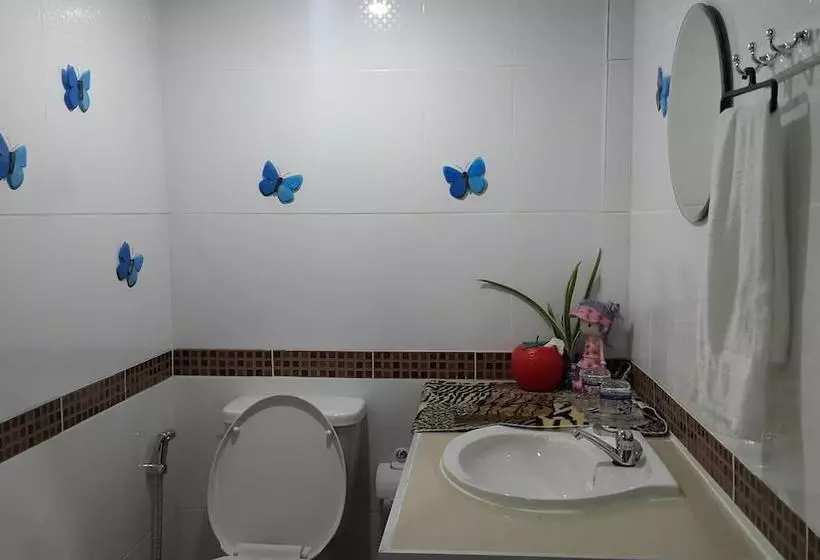 پانسیون Ruenthai Rimnam Resort Suratthani