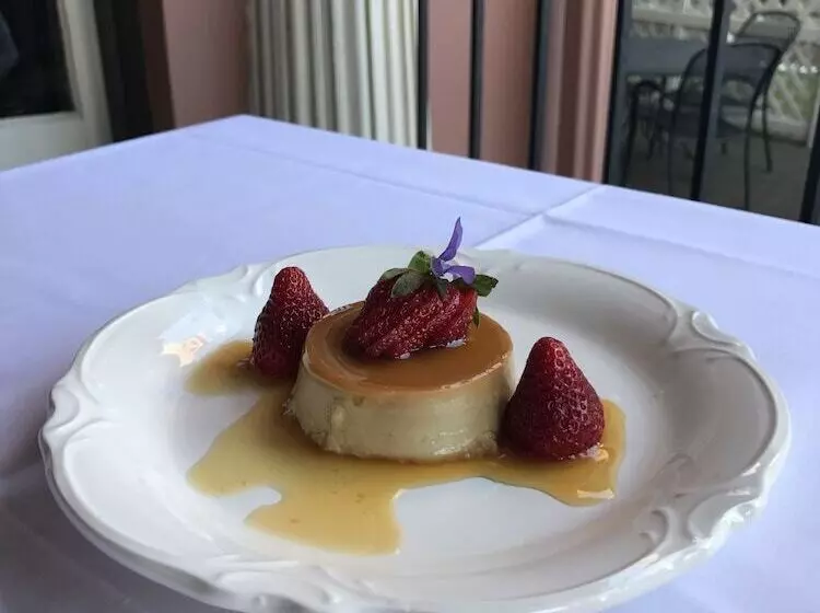 The Peter Herdic Inn