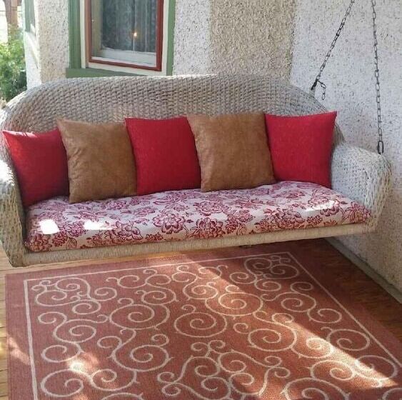 مبيت وإفطار The Magnolia House Inn