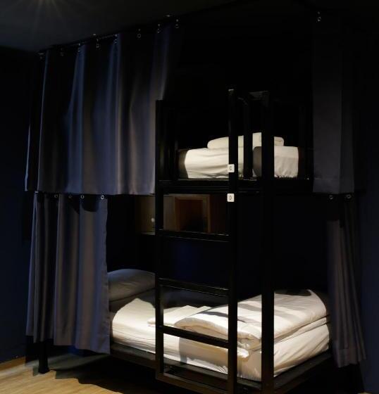 Borbaboom Phuket Poshtel & Hostel