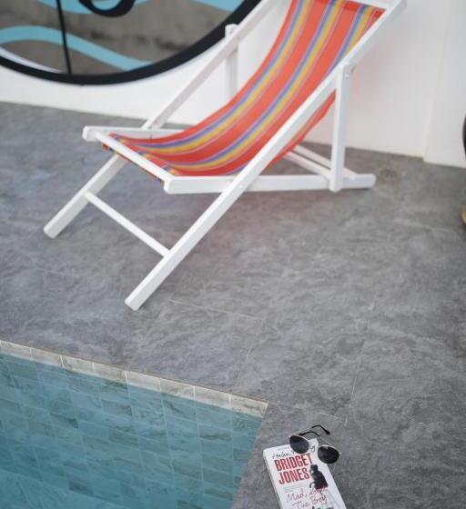 Borbaboom Phuket Poshtel & Hostel