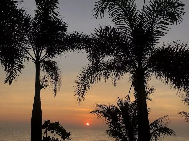 ホテル Imsook Resort