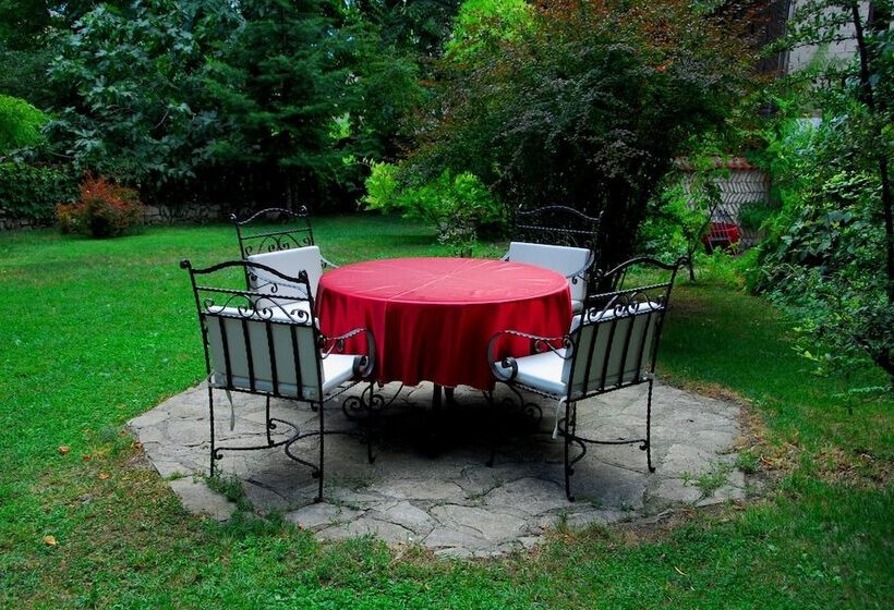 בית מלון כפרי Mehves Hanim Konagi