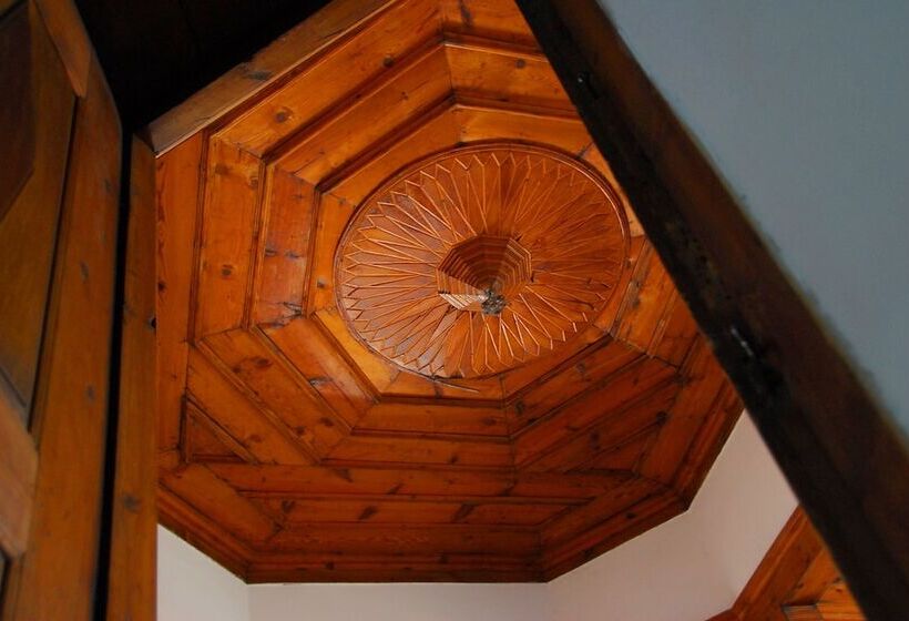 בית מלון כפרי Mehves Hanim Konagi