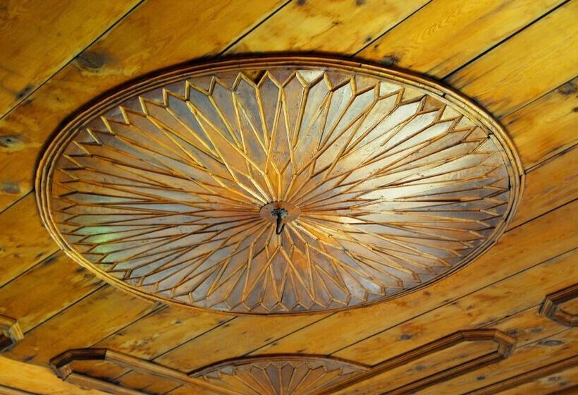 בית מלון כפרי Mehves Hanim Konagi