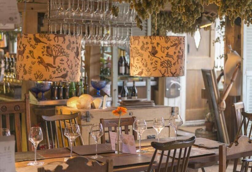 فندق The Five Bells Inn