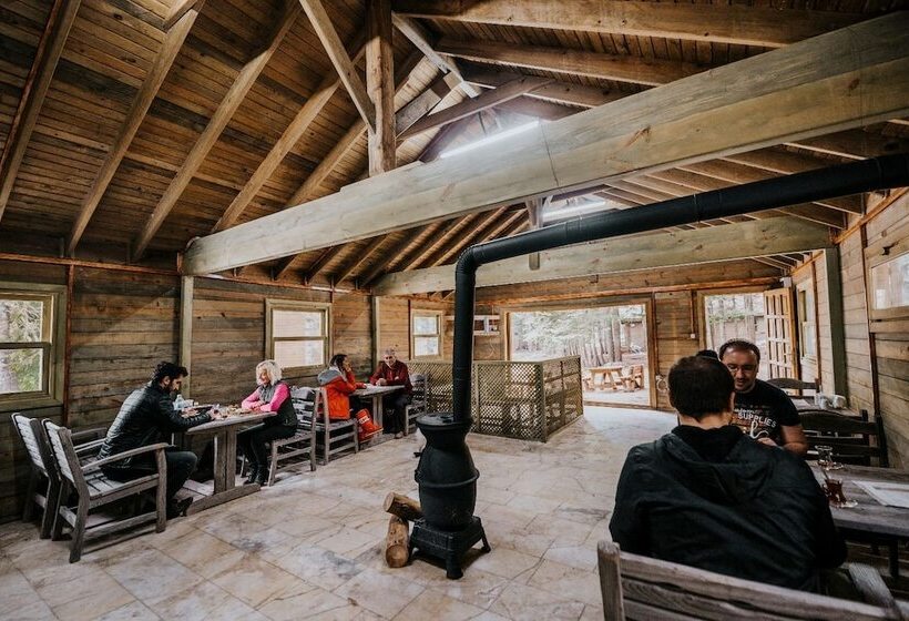 Karinna Forest Houses