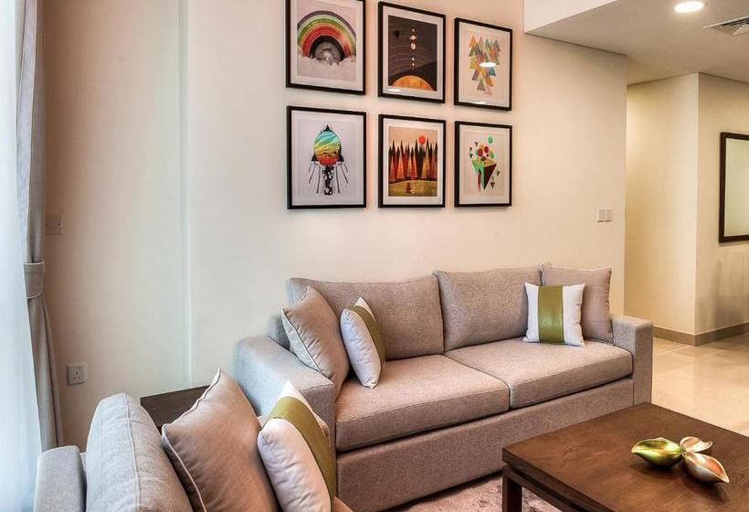 Ocean Heights Exquisite One Bedroom