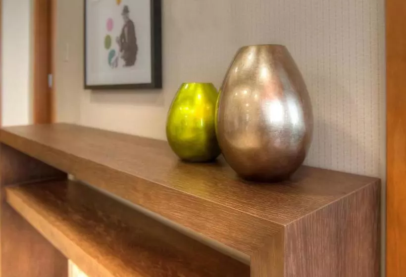 Ocean Heights   Exquisite One Bedroom