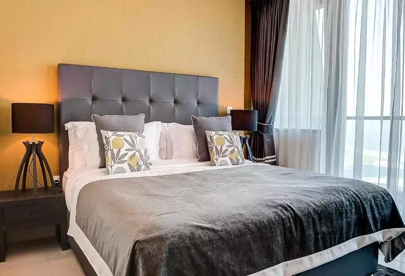 Ocean Heights   Exquisite One Bedroom